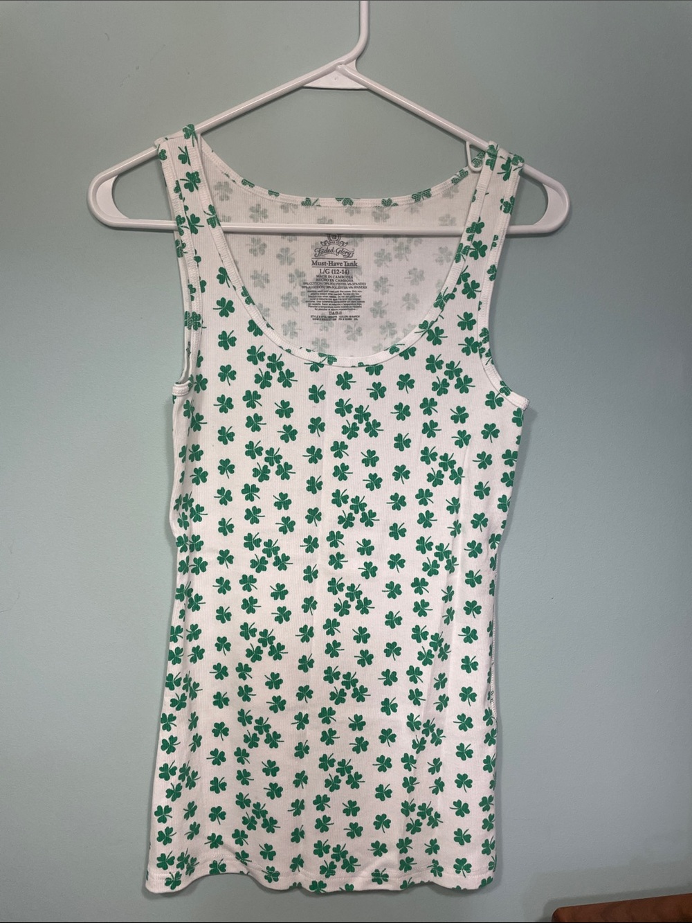Faded Glory White Tank Top with Green Clover Print